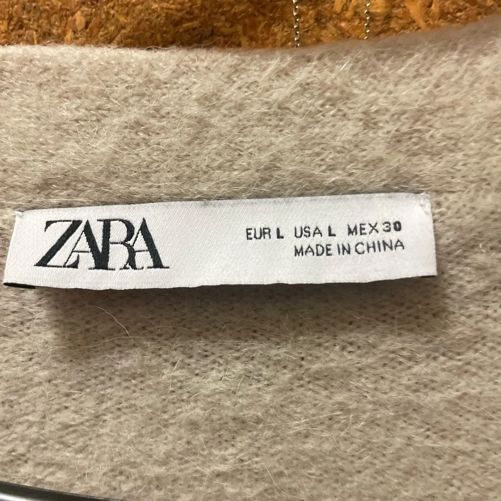 Zara Cream Cardigan Sweater V-Neck Ribbed - Picture 2 of 2